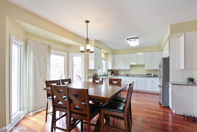 255 Bristol Ct, Deerfield, IL 60015 photo 7