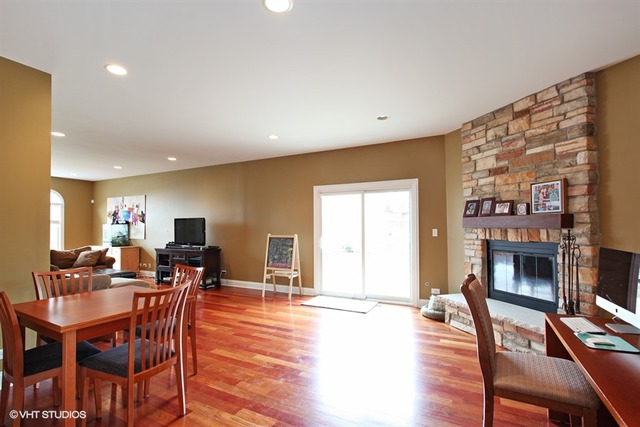 255 Bristol Ct, Deerfield, IL 60015 photo 12