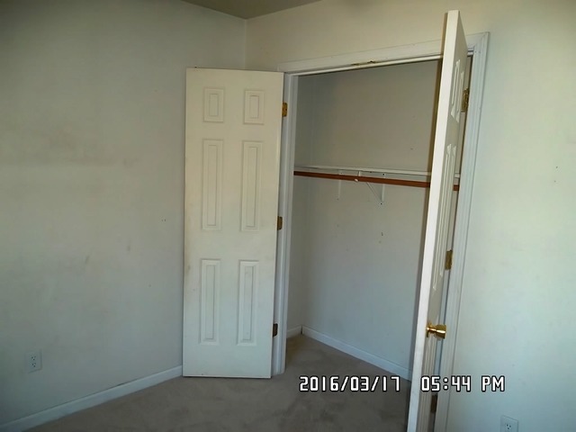 728 Moore St, Kankakee, IL 60901 photo 10