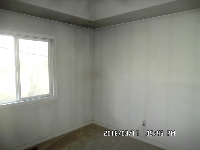728 Moore St, Kankakee, IL 60901 photo 11