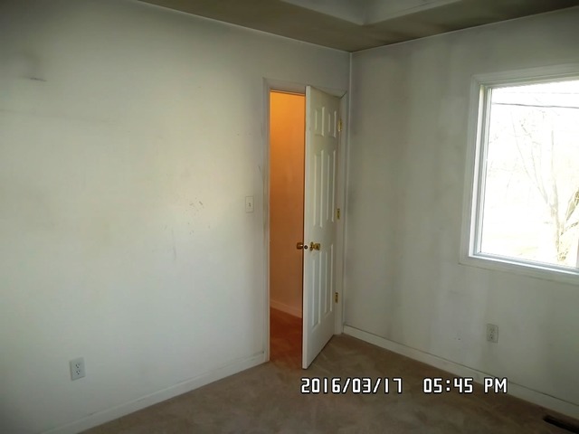 728 Moore St, Kankakee, IL 60901 photo 12