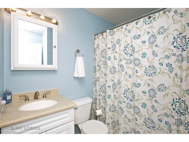 5921 Eaglewood Trl, Mchenry, IL 60050 photo 12