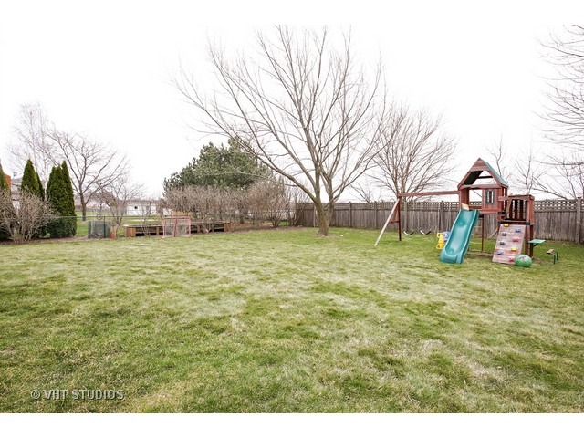 5921 Eaglewood Trl, Mchenry, IL 60050 photo 20