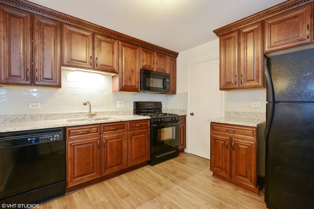 2600 Northampton Dr #B1, Rolling Meadows, IL 60008 photo 3
