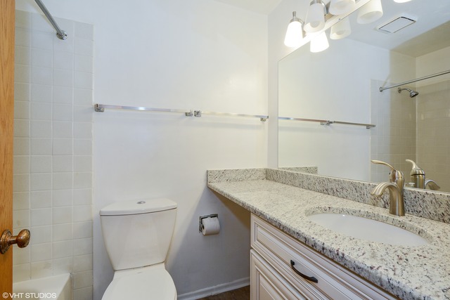 2600 Northampton Dr #B1, Rolling Meadows, IL 60008 photo 7
