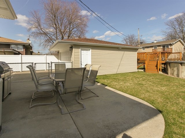 543 La Salle St, Des Plaines, IL 60016 photo 19