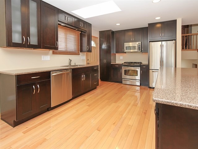543 La Salle St, Des Plaines, IL 60016 photo 8