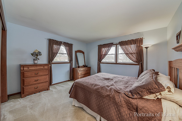 1889 Robert St, Aurora, IL 60506 photo 13