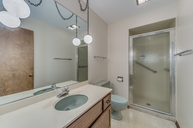 1110 Shady Ln, Wheaton, IL 60187 photo 13