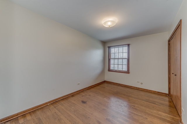 1110 Shady Ln, Wheaton, IL 60187 photo 17