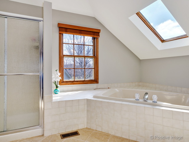 1413 Ginger Ln, Naperville, IL 60565 photo 16