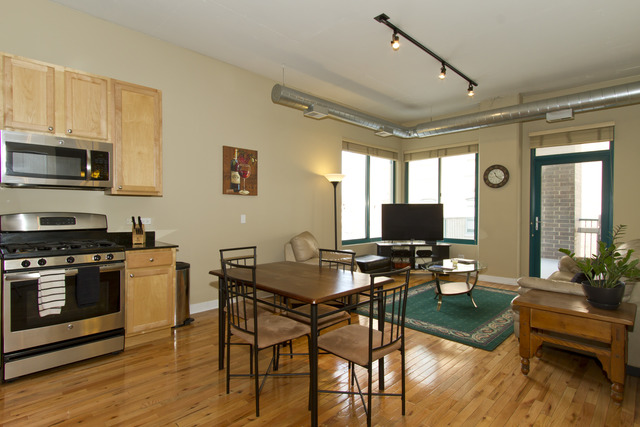 910 W Madison St #609, Chicago, IL 60607 photo 2