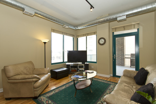 910 W Madison St #609, Chicago, IL 60607 photo 3
