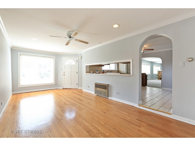 241 E Belden Ave, Elmhurst, IL 60126 photo 8