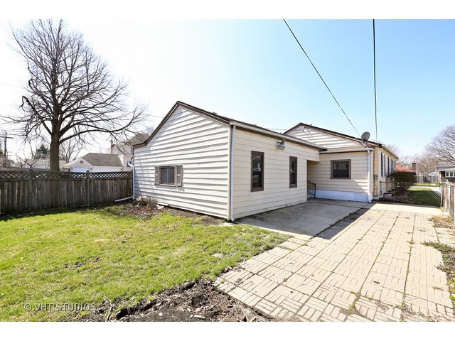 241 E Belden Ave, Elmhurst, IL 60126 photo 16