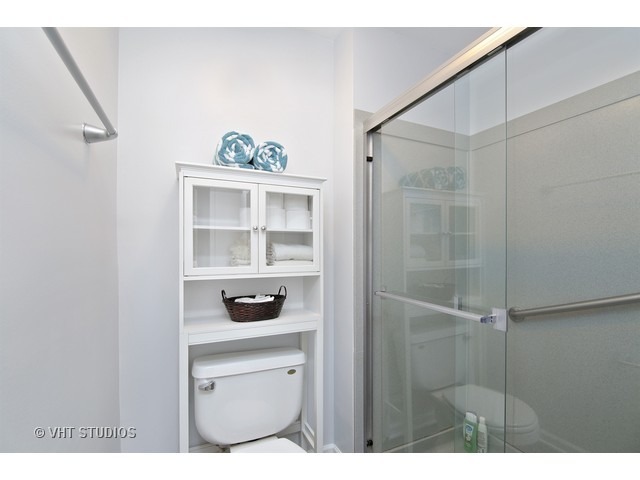 600 Randi Ln, Hoffman Estates, IL 60169 photo 16