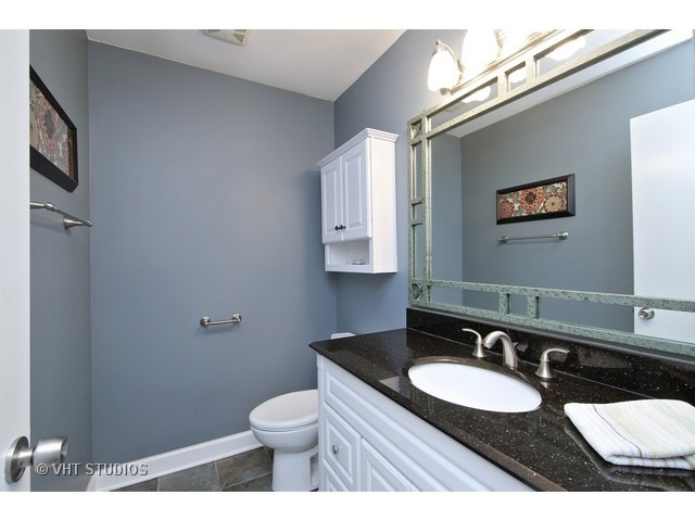 600 Randi Ln, Hoffman Estates, IL 60169 photo 22