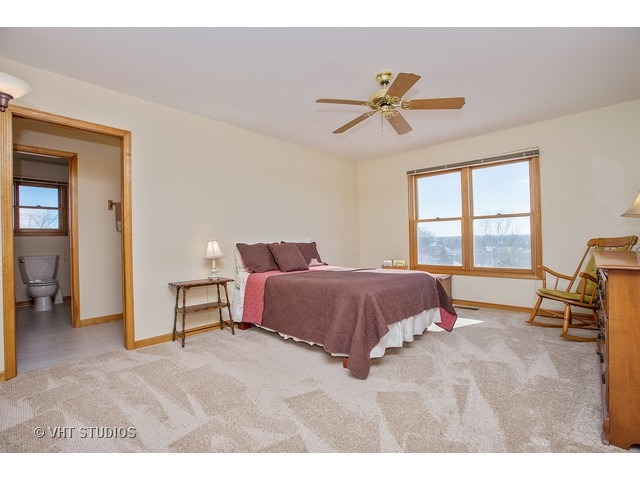 23 Brittany Dr, Cary, IL 60013 photo 14