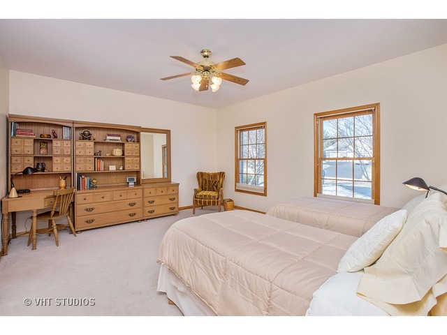 23 Brittany Dr, Cary, IL 60013 photo 13