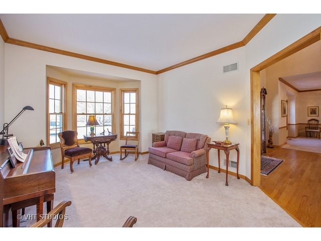 23 Brittany Dr, Cary, IL 60013 photo 3
