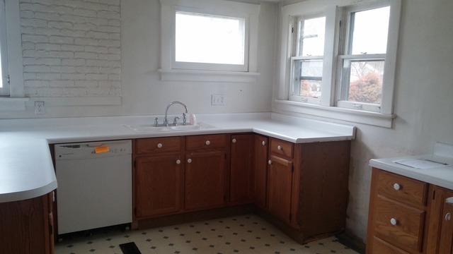 850 Logan Ave, Elgin, IL 60120 photo 8