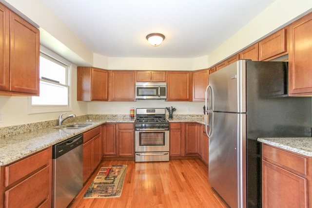2501 Driftwood Dr, Mchenry, IL 60051 photo 5