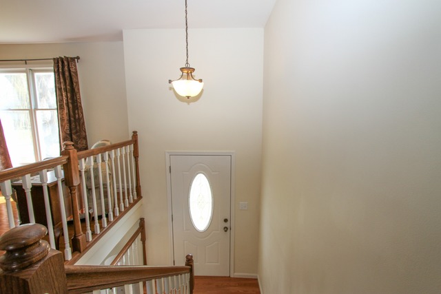 2501 Driftwood Dr, Mchenry, IL 60051 photo 2