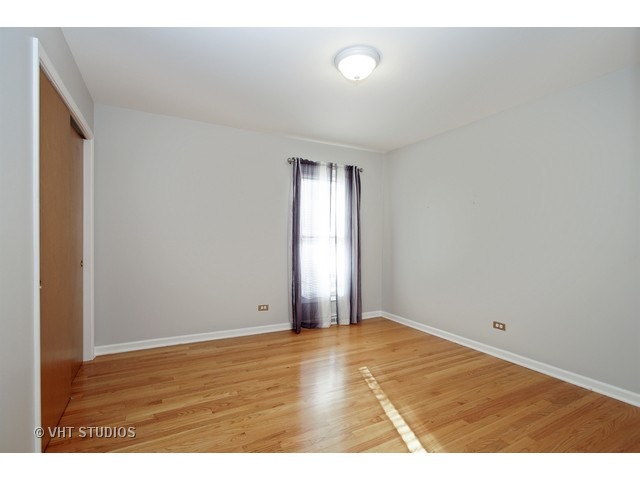216 Pinecroft Dr, Roselle, IL 60172 photo 11