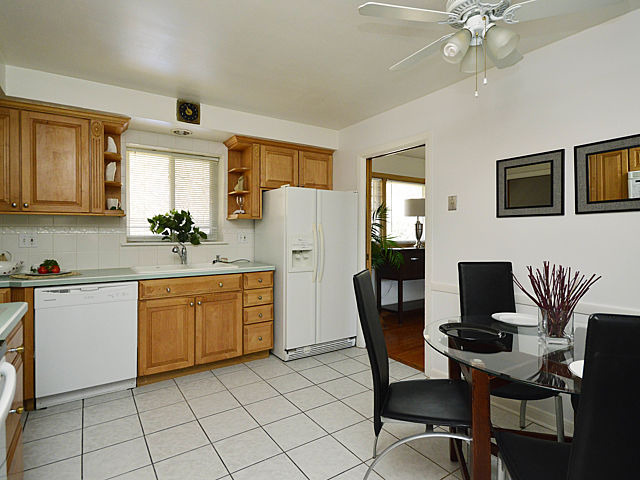 7600 Kedvale Ave, Skokie, IL 60076 photo 7