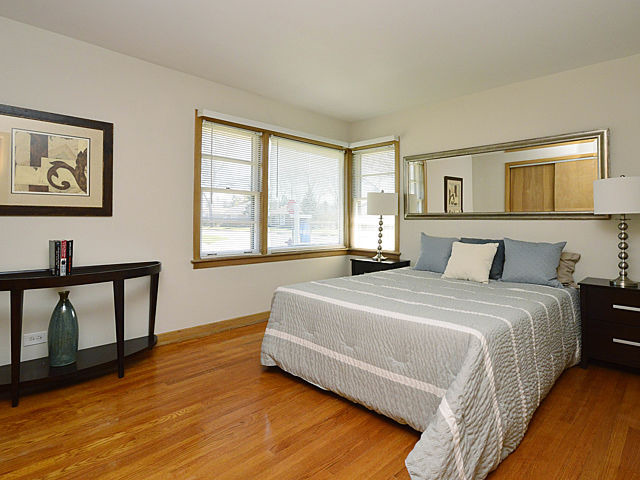 7600 Kedvale Ave, Skokie, IL 60076 photo 11