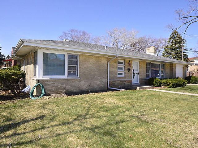 7600 Kedvale Ave, Skokie, IL 60076 photo 21