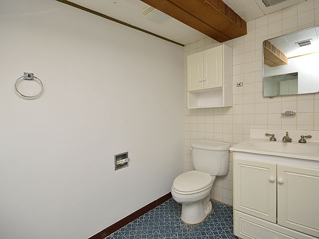 7600 Kedvale Ave, Skokie, IL 60076 photo 18