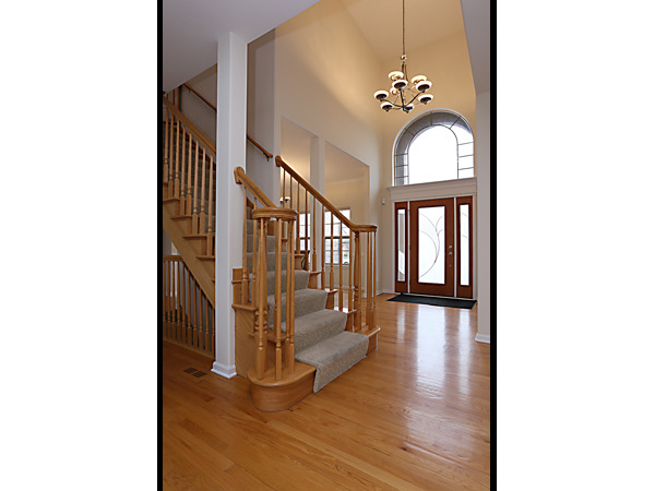 13407 Skyline Dr, Plainfield, IL 60585 photo 2