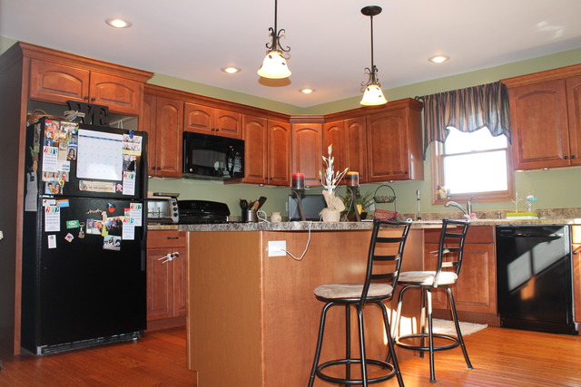 1306 W Jackson St, Ottawa, IL 61350 photo 2