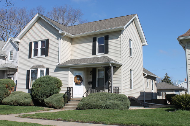 1306 W Jackson St, Ottawa, IL 61350 photo 1