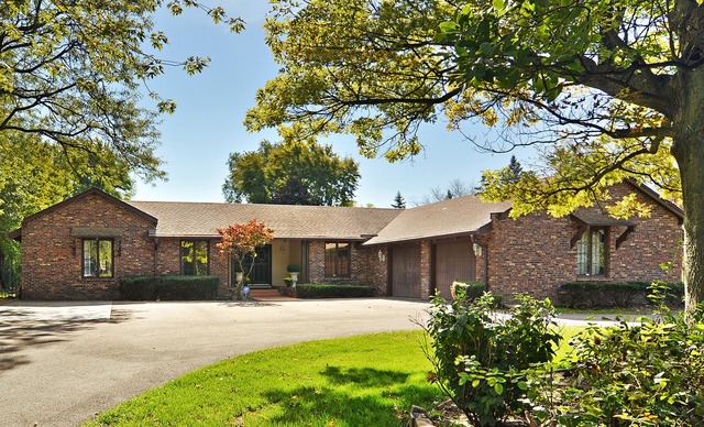 3765 Techny Rd, Northbrook, IL 60062 photo 2
