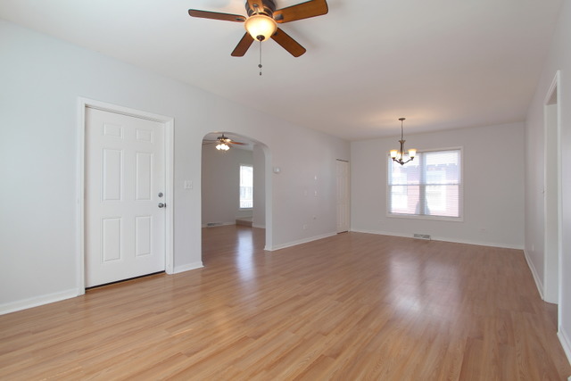 1017 Hill Ave, Elgin, IL 60120 photo 4