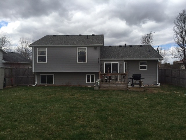 809 Nicholas Cir, Genoa, IL 60135 photo 15