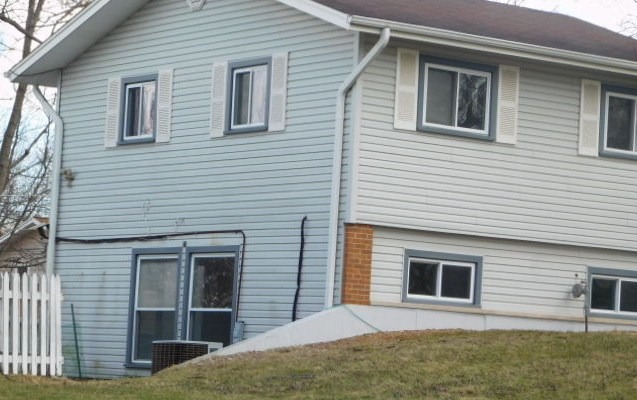 1465 Gentry Rd, Hoffman Estates, IL 60169 photo 3
