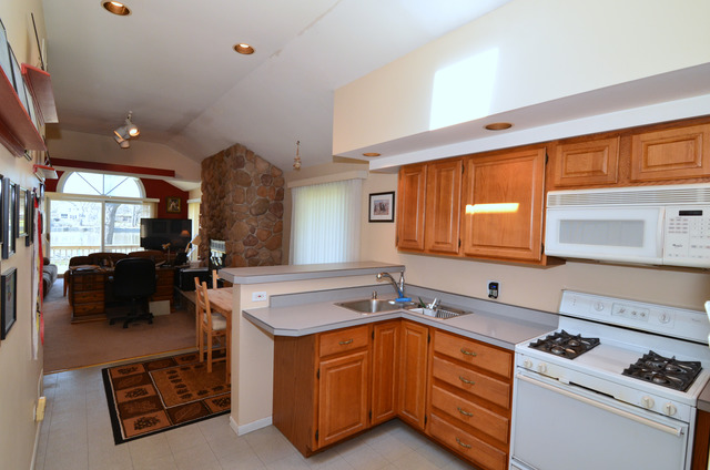 1517 N River Rd, Mchenry, IL 60051 photo 4