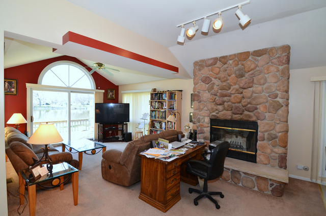 1517 N River Rd, Mchenry, IL 60051 photo 9