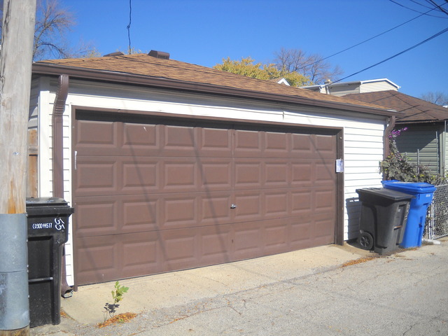 5541 W Cornelia Ave, Chicago, IL 60641 photo 18