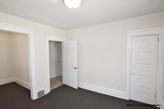 761 E New York St, Aurora, IL 60505 photo 5