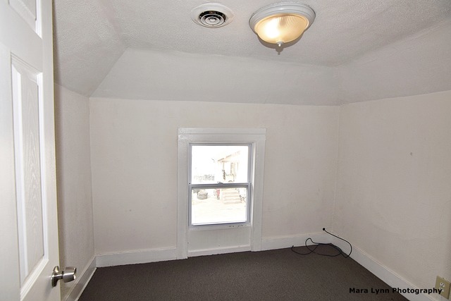 761 E New York St, Aurora, IL 60505 photo 8
