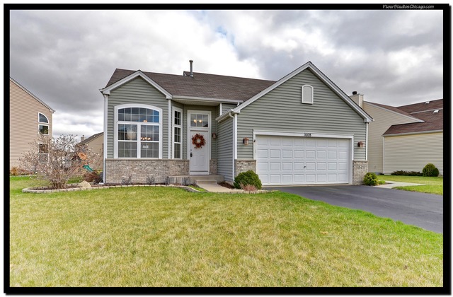 1608 Red Maple Dr, Plainfield, IL 60586 photo 1