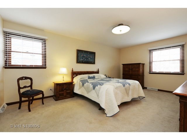 1638 Hemstock Ave, Wheaton, IL 60189 photo 10