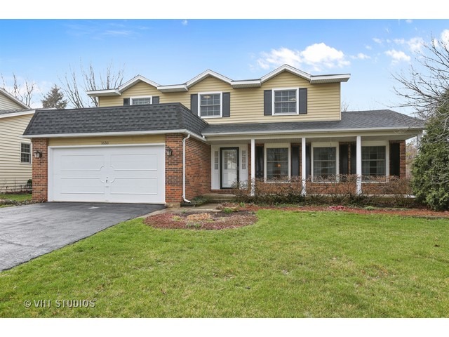 1638 Hemstock Ave, Wheaton, IL 60189 photo 1