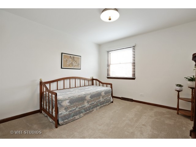 1638 Hemstock Ave, Wheaton, IL 60189 photo 15