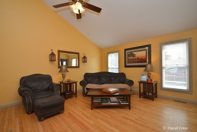 535 Maple St, Marengo, IL 60152 photo 18
