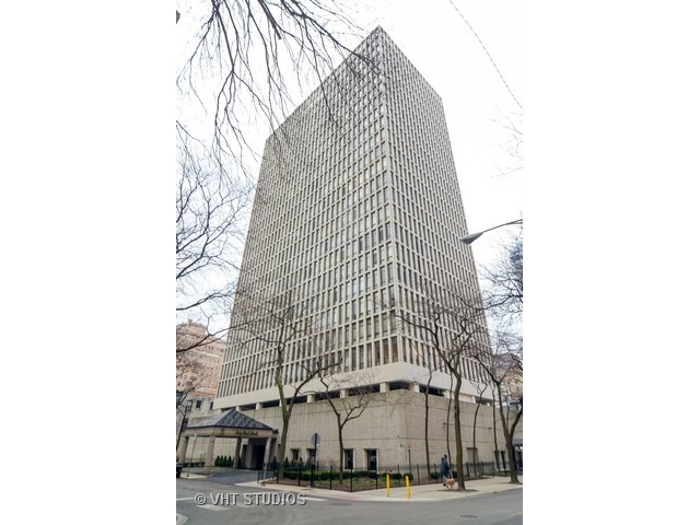 1 E Scott St #402, Chicago, IL 60610 photo 1